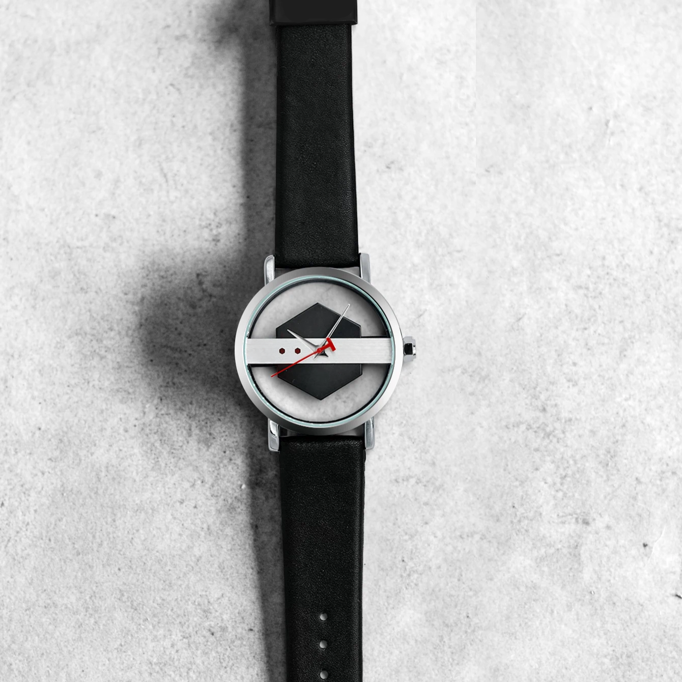Inception Orbit Uhr