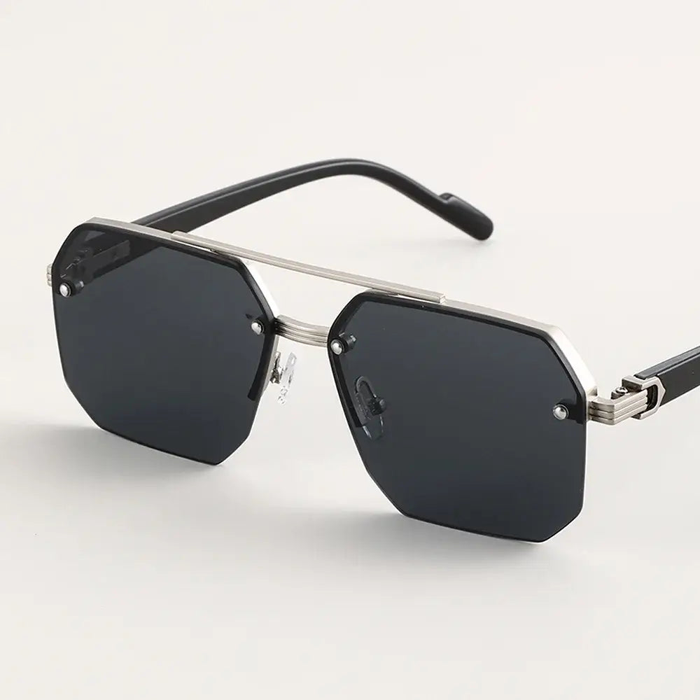 Avant Shades UV protection sunglasses, stylish men's sunglasses with polarized lenses, perfect for driving, travel, and outdoor activities.