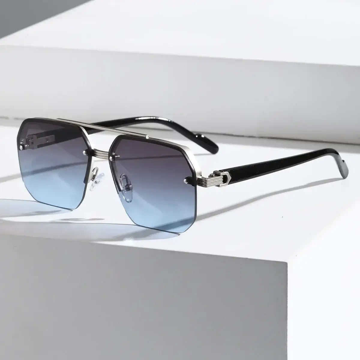 Avant Shades UV protection men's sunglasses, polarized lenses, stylish for driving, travel, and outdoor activities, lightweight, premium design.
