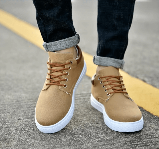 Nomad Canvas Sneakers: lightweight, breathable casual sneakers for men. Perfect for everyday wear, walking, and travel.