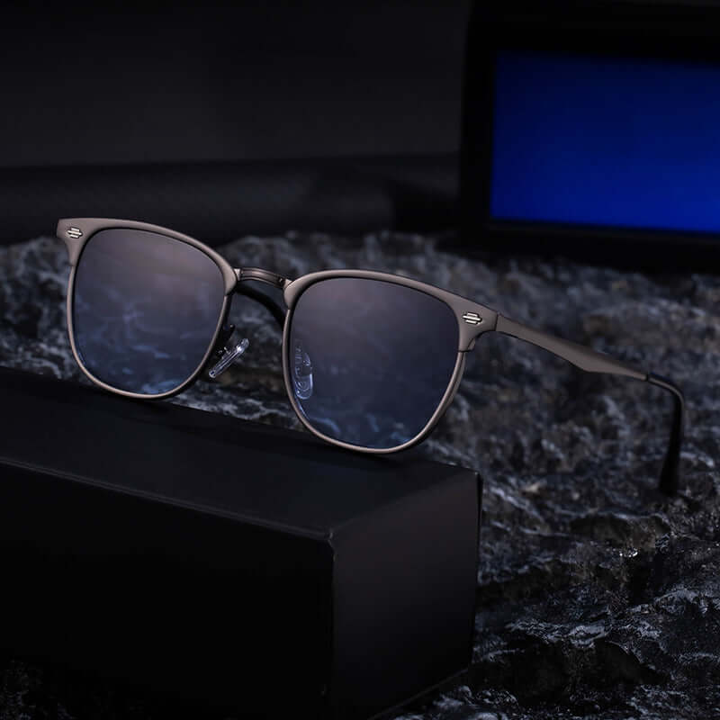 Sartori Shades polarised sunglasses, sleek metal frame, UV400 lenses, ideal for modern style and everyday wear