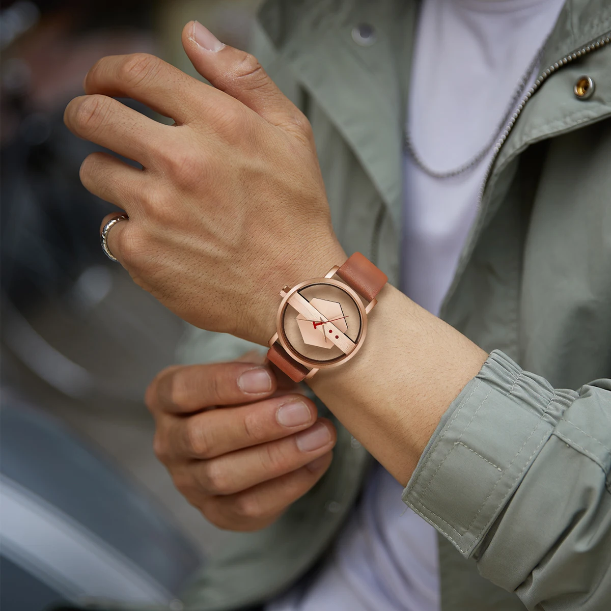 Inception Orbit Uhr